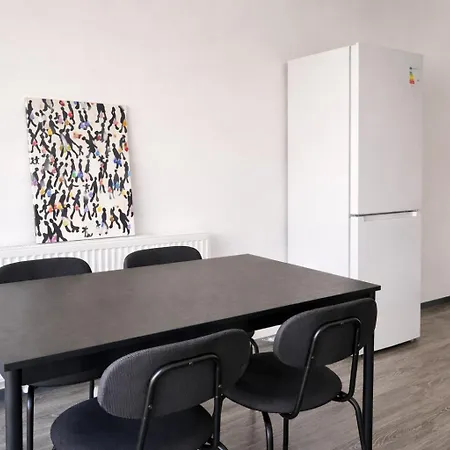 Monteur- Und Ferienunterkunft Apartamento Waghäusel